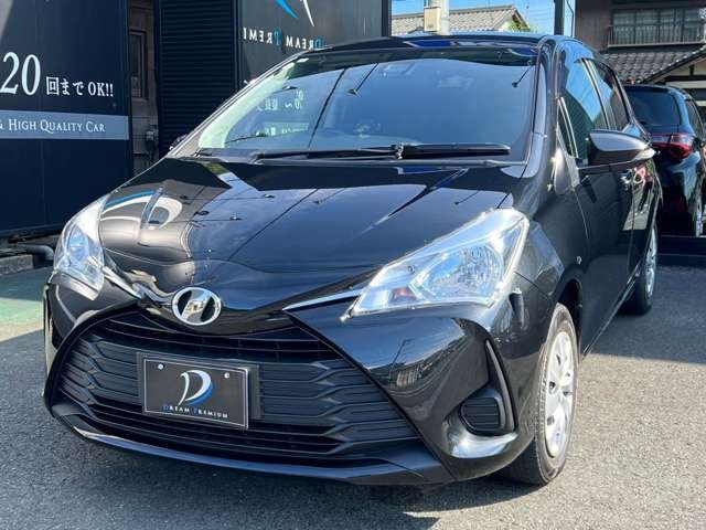 Toyota Vitz 1.0 F Keyless, external navigation, ETC, B camera, matte (black mica)