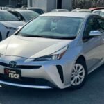 Toyota Prius 1.8 S Collision mitigation Cruise control ETC LED Lane keep (Silver metallic)