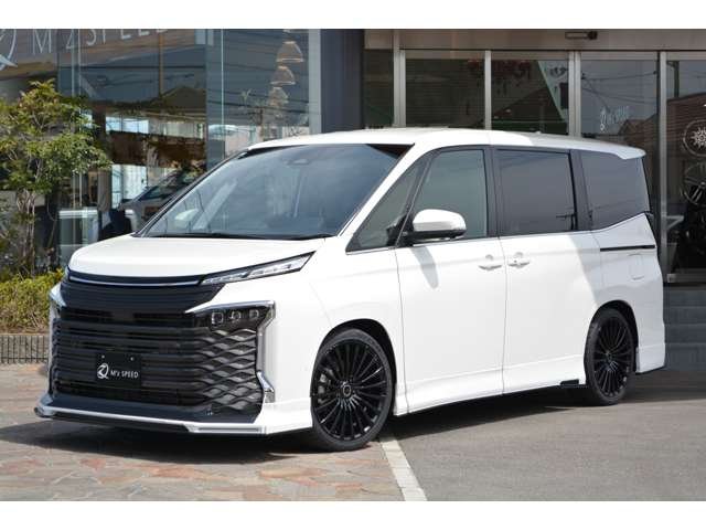 Toyota Voxy 1.8 Hybrid SZ ZEUS Aero TTM+BSM Comfortable pkg 10.5-inch DA (White Pearl Crystal Shine)
