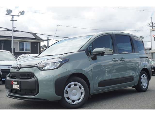 Toyota Sienta Hybrid 1.5X Power Sliding LED Collision Mitigation Cruise Control Front and Rear Sounder (Urban Khaki)