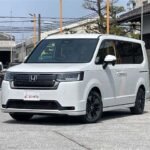 Honda Stepwagon 1.5 Spada, registered, unused, collision mitigation B, electronic parking (Platinum White Pearl)