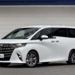 Toyota Alphard 2.5 Z modified model roof digital mirror HUD (Platinum White Pearl Mica)